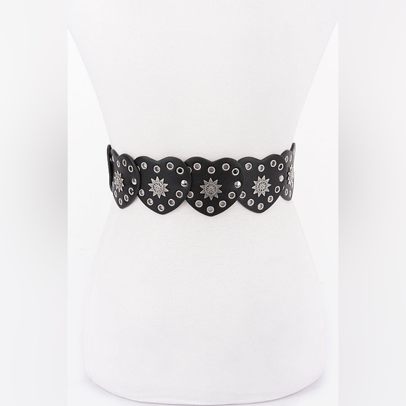 Vegan Leather Heart Western Concho Statement Belt main image 5